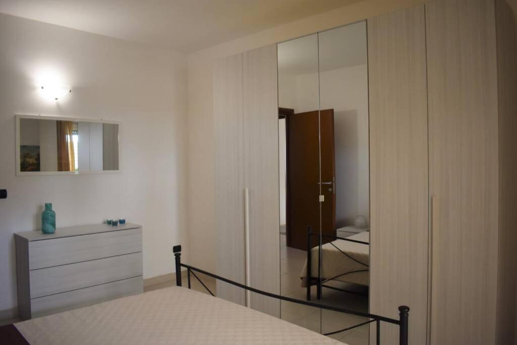 Donna Teresa Accomodation - Holiday House โมโนโปลี ภายนอก รูปภาพ