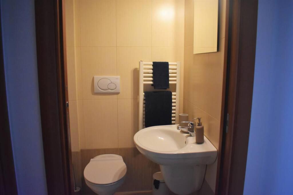 Donna Teresa Accomodation - Holiday House โมโนโปลี ภายนอก รูปภาพ