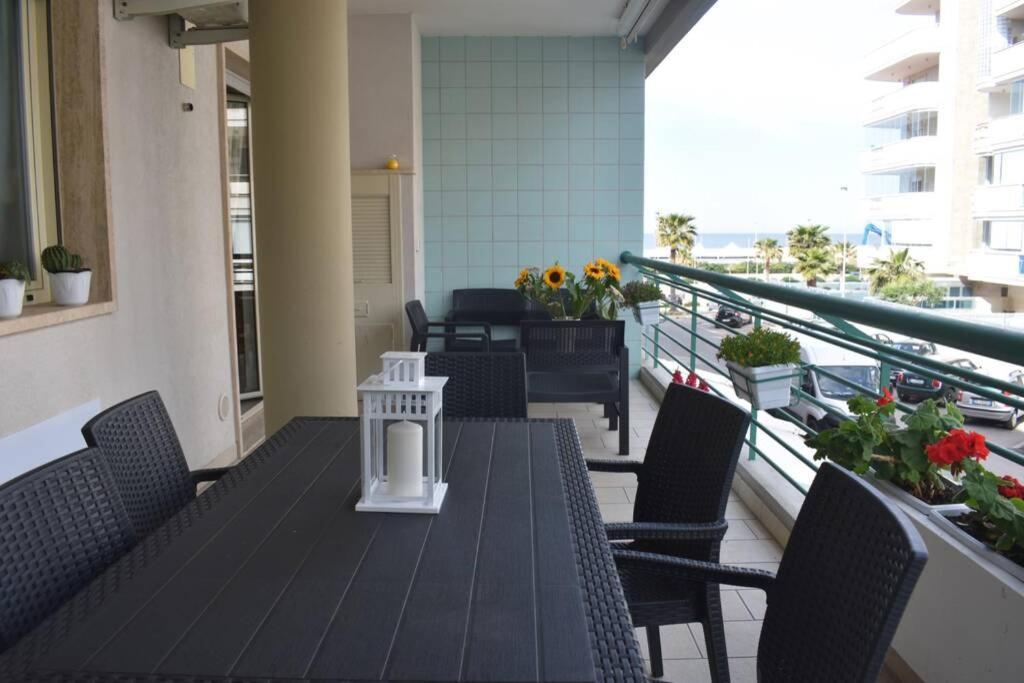 Donna Teresa Accomodation - Holiday House โมโนโปลี ภายนอก รูปภาพ