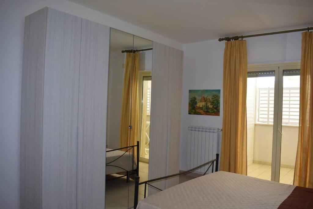 Donna Teresa Accomodation - Holiday House โมโนโปลี ภายนอก รูปภาพ