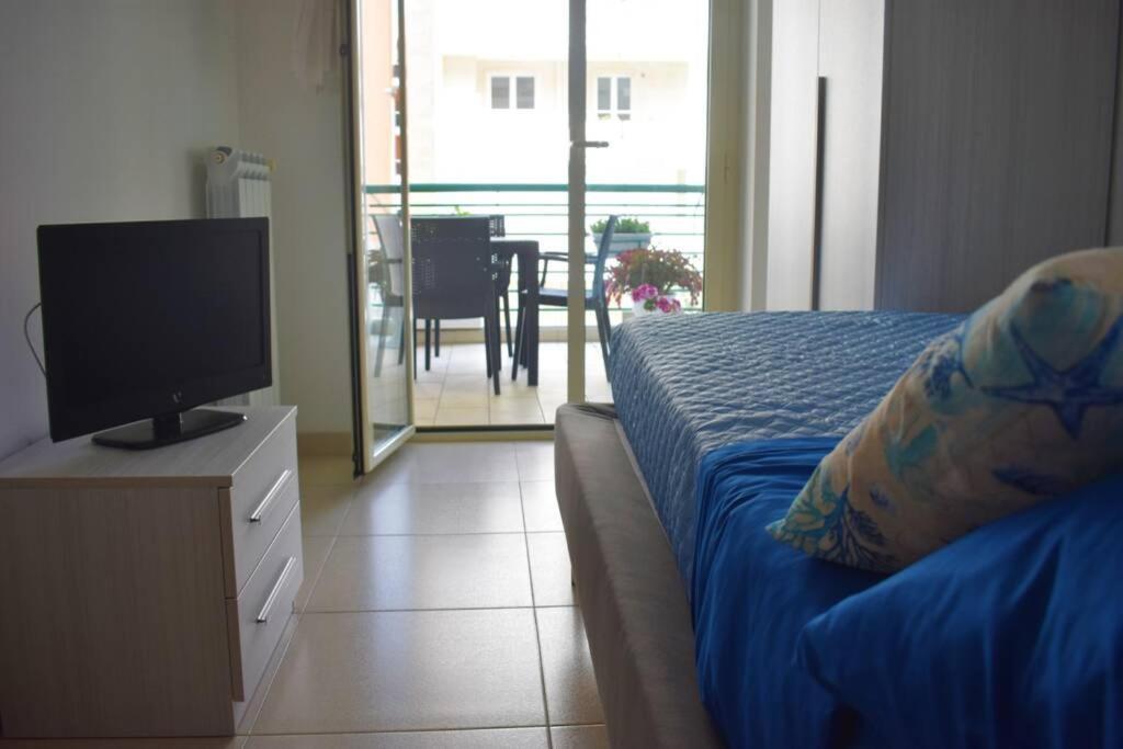 Donna Teresa Accomodation - Holiday House โมโนโปลี ภายนอก รูปภาพ
