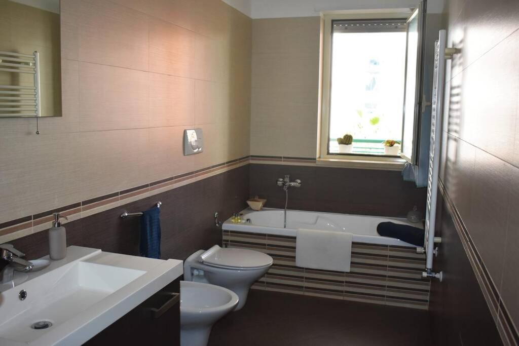 Donna Teresa Accomodation - Holiday House โมโนโปลี ภายนอก รูปภาพ